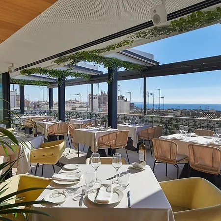Nakar Hotel 4*